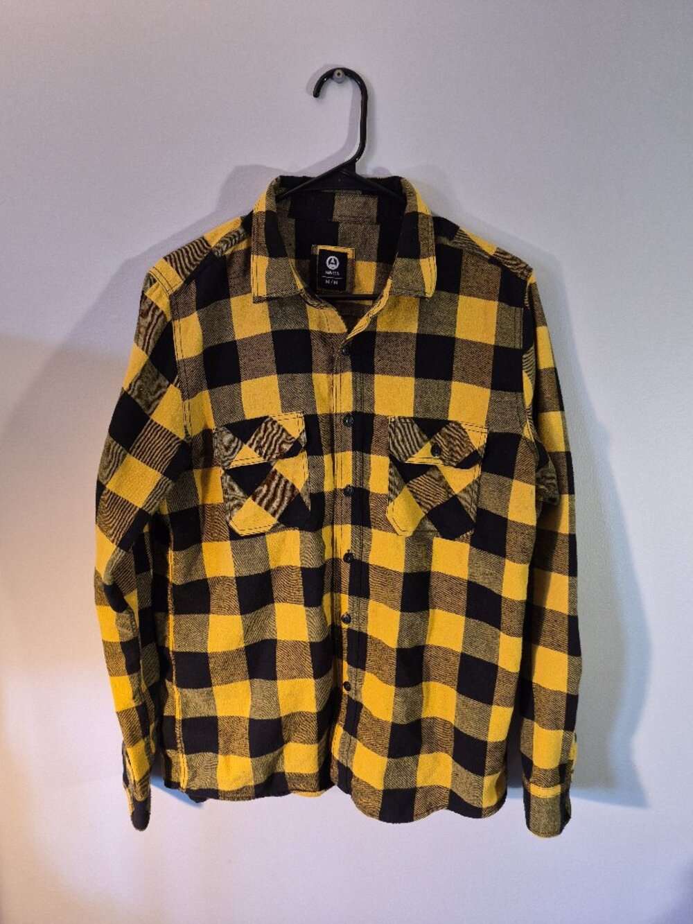 Amnesia Yellow & Black Plaid Flannel Shirt - Size M